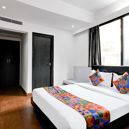 Fabhotel Ballygunge Luxury - Behind Punjab Club Calcutta Extérieur photo