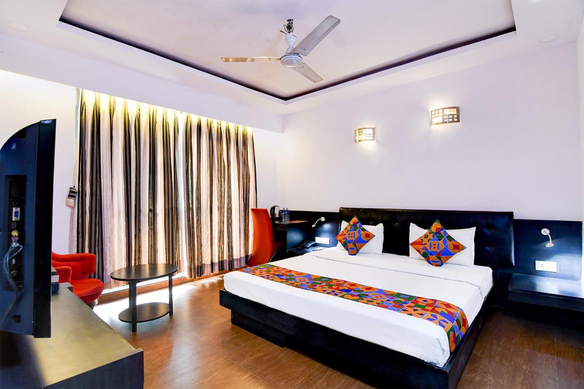Fabhotel Ballygunge Luxury - Behind Punjab Club Calcutta Extérieur photo
